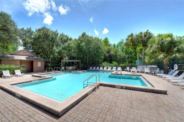 Laurel Oaks, 15600 Willow Oak Ct, Fort Myers, Florida 33912, image 2