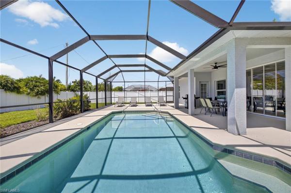 Cape Coral Residential, 426 22nd St, Cape Coral, Florida 33990, image 2