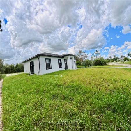 513 Fifth Ave, Lehigh Acres, Florida 33972, image 1