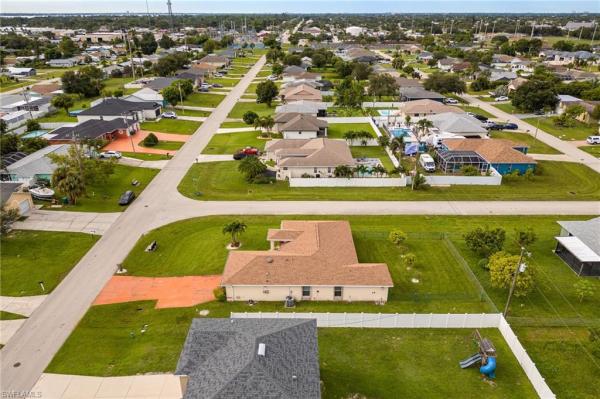Cape Coral Residential, 302 24th Ave, Cape Coral, Florida 33909, image 1