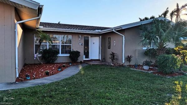 Cape Coral, 166 52nd St, Cape Coral, Florida 33914, image 1