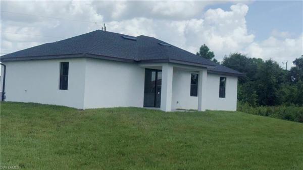 Lehigh Acres Residential, 2619 SW 11th St, Lehigh Acres, Florida 33976, image 1