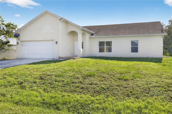 1402 Acacia Ave, Lehigh Acres, Florida 33972, image 1
