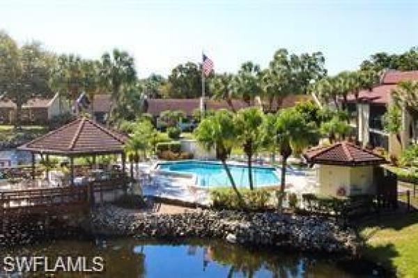 Windjammer Village, 4396 Bowsprit Ct #2E, Fort Myers, Florida 33919, image 1