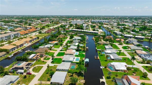 Yacht Club, 5141 York Ct, Cape Coral, Florida 33904, image 1