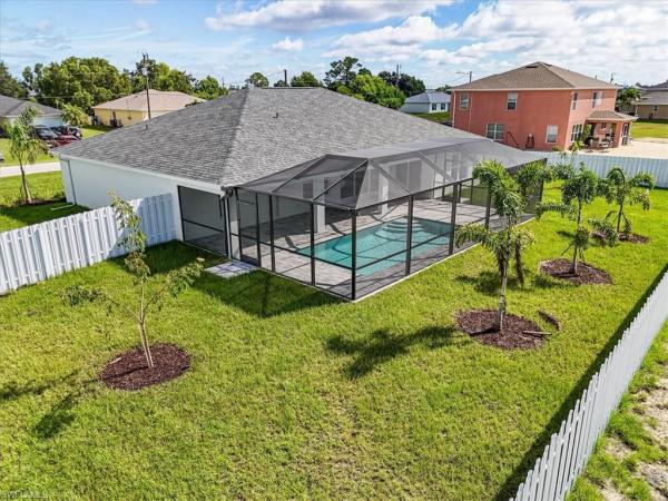 Cape Coral Residential, 1914 16th Ter, Cape Coral, Florida 33993, image 2