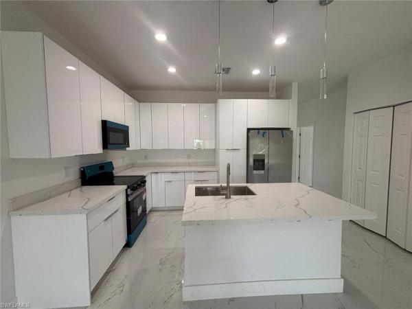 729 E Lamar St, Lehigh Acres, Florida 33974, image 1
