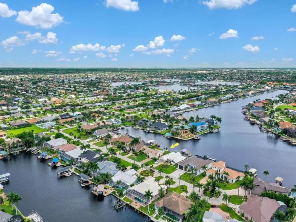 Cape Coral Residential, 5617 SW 10th Ave, Cape Coral, Florida 33914, image 2