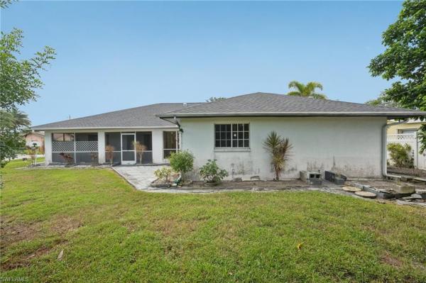 Cape Coral Residential, 2015 SE 8th St, Cape Coral, Florida 33990, image 3