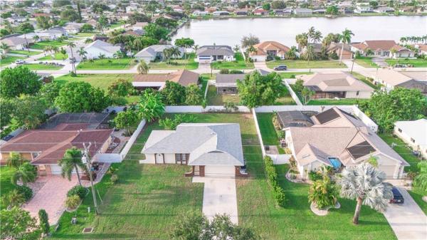 Cape Coral Residential, 1813 Bolado Pkwy, Cape Coral, Florida 33990, image 2