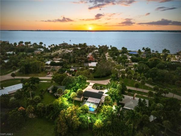 Twin Palm Estates, 6011 Fountain Way, Fort Myers, Florida 33919, image 1