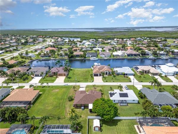 Cape Coral, 2725 28th Pl, Cape Coral, Florida 33914, image 1