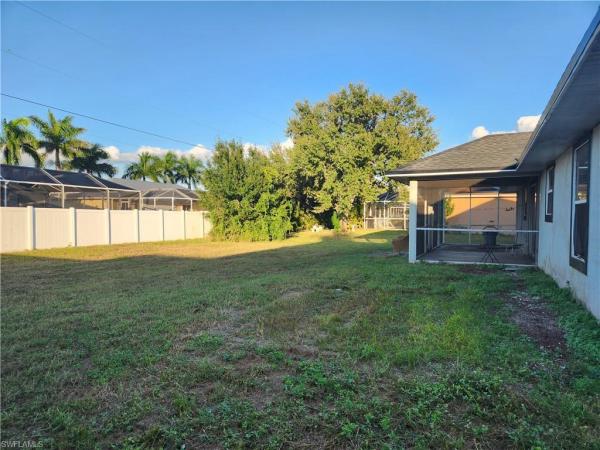 Cape Coral, 621 21st Ln, Cape Coral, Florida 33991, image 1