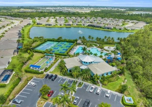 Entrada, 3308 Acapulco Cir, Cape Coral, Florida 33909, image 1