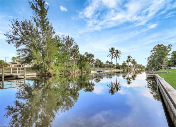 Cape Coral Residential, 1705 7th St, Cape Coral, Florida 33990, image 2