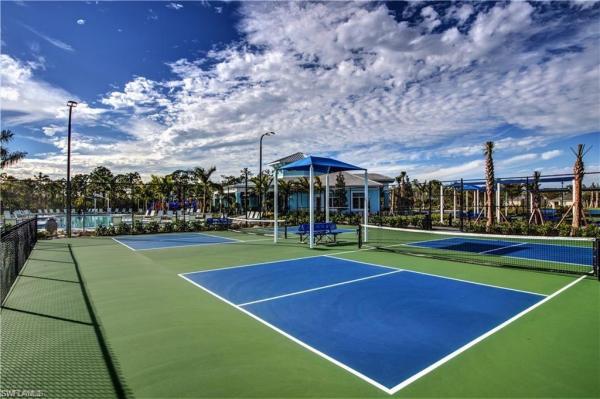 Entrada, 3226 Baravaldo Cir, Cape Coral, Florida 33909, image 2