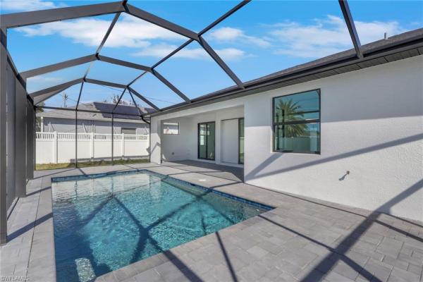 Cape Coral Residential, 406 19th Pl, Cape Coral, Florida 33909, image 2