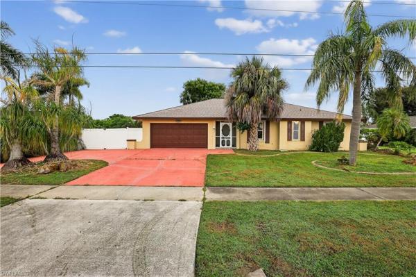Lochmoor, 4301 Orange Grove Blvd, North Fort Myers, Florida 33903, image 1