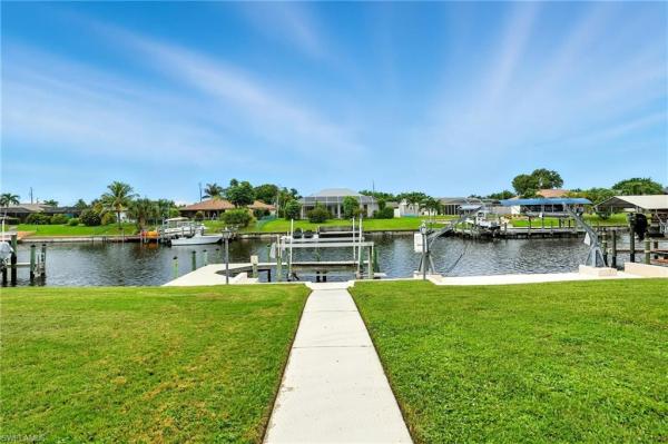 Cape Coral Residential, 1308 36th St, Cape Coral, Florida 33904, image 2