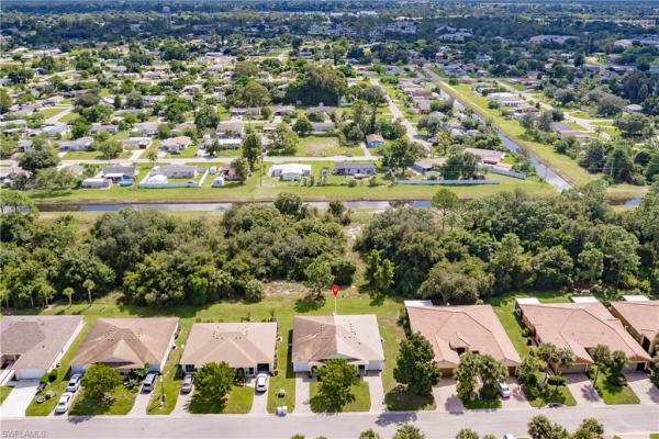 Vistanna Villas, 9189 Aegean Cir, Lehigh Acres, Florida 33936, image 2