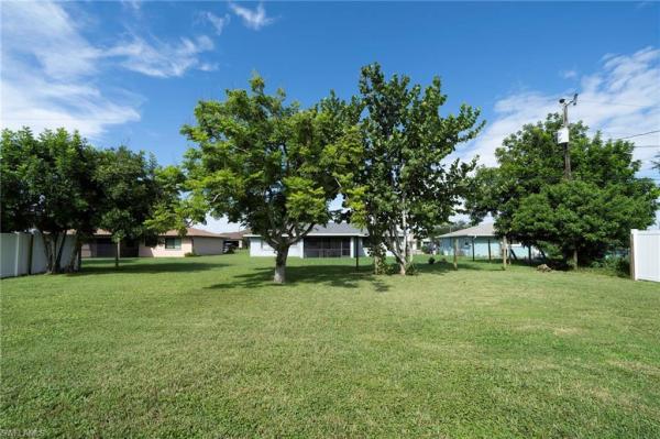 Cape Coral Residential, 1914 Country Club Blvd, Cape Coral, Florida 33990, image 3