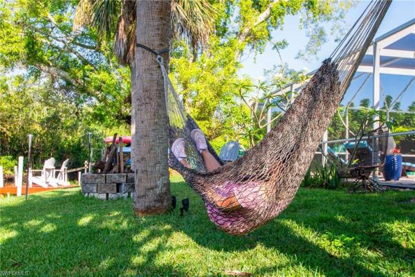 North Fort Myers No HOA, 89 Glenmont Dr W, North Fort Myers, Florida 33917, image 3