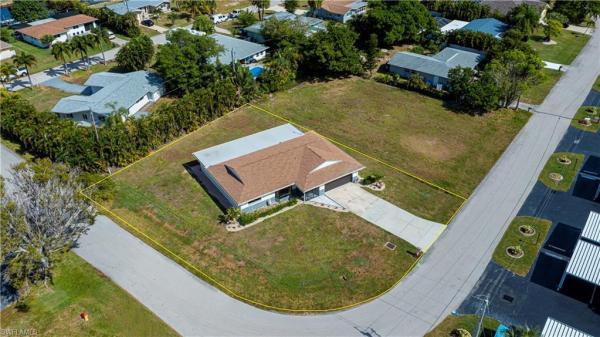 Cape Coral Residential, 1719 Sandy Cir, Cape Coral, Florida 33904, image 2