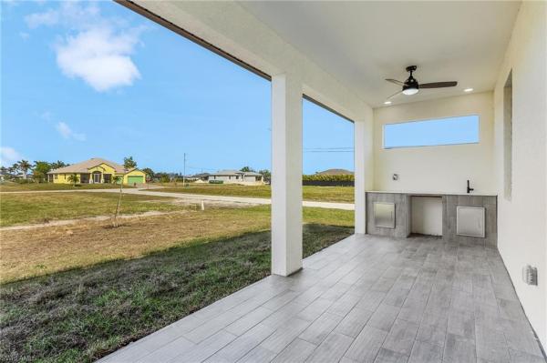 Cape Coral Residential, 2721 3rd St, Cape Coral, Florida 33993, image 1
