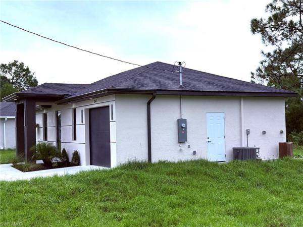 Lehigh Acres, 365 Hermosa Ave, Lehigh Acres, Florida 33974, image 1