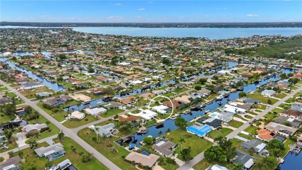 Cape Coral, 5240 2nd Pl, Cape Coral, Florida 33914, image 1