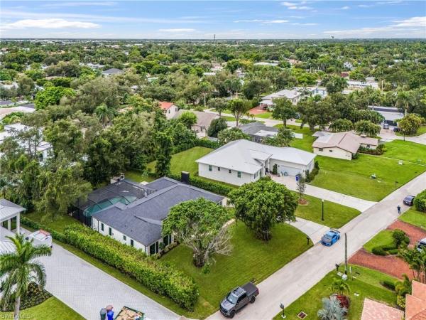 Seminole Estates, 3931 Riverside Dr, Fort Myers, Florida 33901, image 1