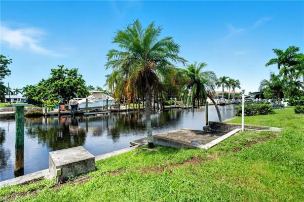 Cape Coral Residential, 5252 Seminole Ct, Cape Coral, Florida 33904, image 2