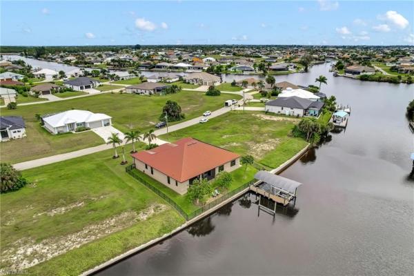 Cape Coral, 2218 NW 37th Pl, Cape Coral, Florida 33993, image 1