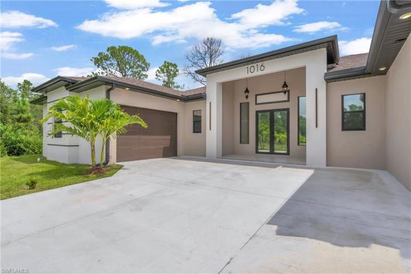 Lehigh Acres, 1016 Magnolia Ave, Lehigh Acres, Florida 33972, image 3