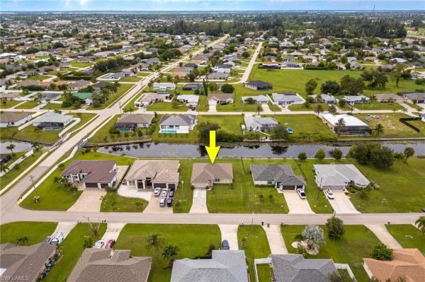 Cape Coral, 906 SW 11th Pl, Cape Coral, Florida 33991, image 2