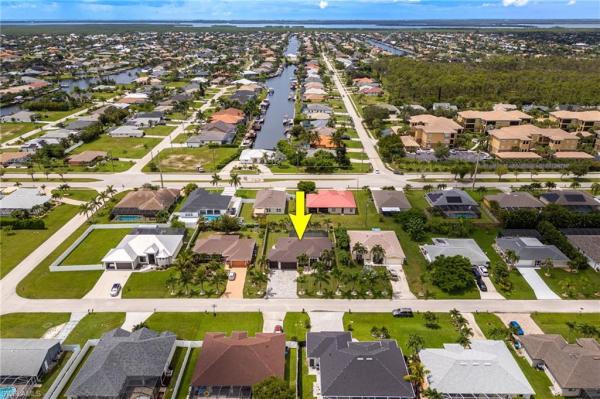 Cape Coral Residential, 3822 SW 20th Pl, Cape Coral, Florida 33914, image 2