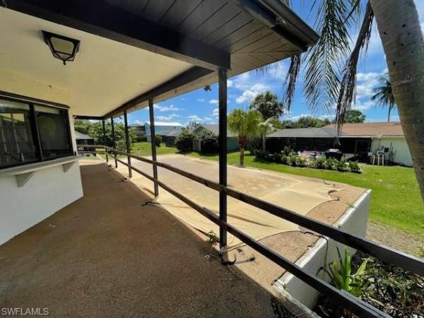 Island Park Woodlands, 6057 Birnam Wood Ln, Fort Myers, Florida 33908, image 2