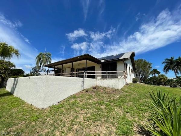 Island Park Woodlands, 6057 Birnam Wood Ln, Fort Myers, Florida 33908, image 1