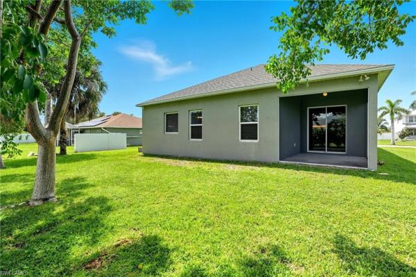 Cape Coral Residential, 1413 SW 19th Pl, Cape Coral, Florida 33991, image 2