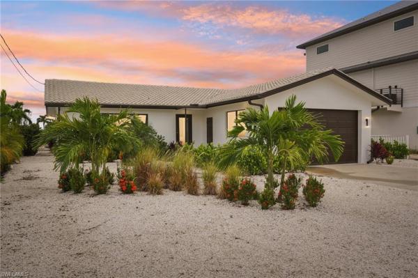 Sandpiper Village, 268 Ibis St, Fort Myers Beach, Florida 33931, image 2