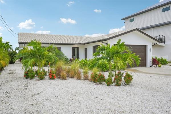 Sandpiper Village, 268 Ibis St, Fort Myers Beach, Florida 33931, image 1