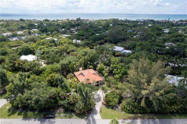 Bayshore Village, 1345 Junonia St, Sanibel, Florida 33957, image 2