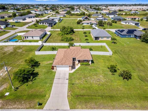 Cape Coral Residential, 22 NW 17th Pl, Cape Coral, Florida 33993, image 3