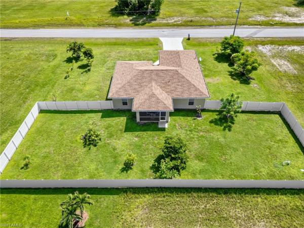 Cape Coral Residential, 22 NW 17th Pl, Cape Coral, Florida 33993, image 2