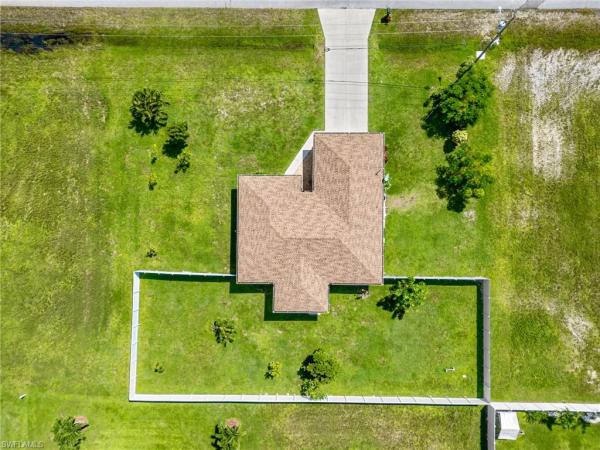 Cape Coral Residential, 22 NW 17th Pl, Cape Coral, Florida 33993, image 1