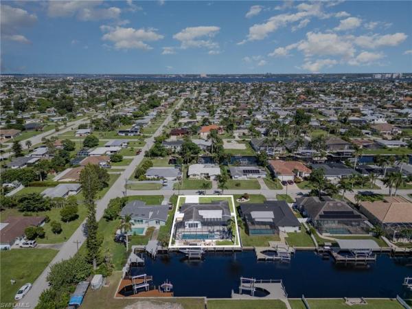 Yacht Club, 5306 Cortez Ct, Cape Coral, Florida 33904, image 1