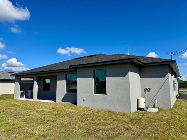 Cape Coral Residential, 2004 W Tropicana Pkwy, Cape Coral, Florida 33993, image 3