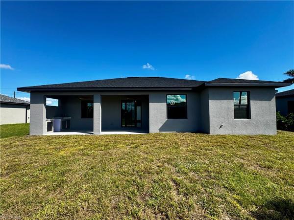 Cape Coral Residential, 2004 W Tropicana Pkwy, Cape Coral, Florida 33993, image 1