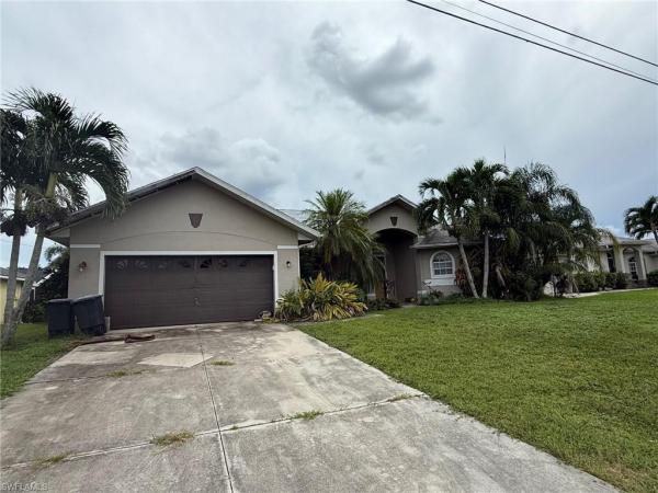 Cape Coral Residential, 2544 SW 36th Ln, Cape Coral, Florida 33914, image 1