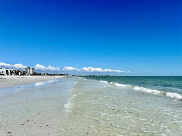 150 Pearl St, Fort Myers Beach, Florida 33931, image 1